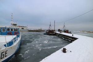 Prangli saarel töötab Kelnase sadam ka talvel.